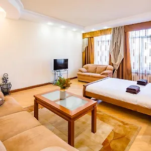 https://arkadija-ivana-franka.hotelslviv.net