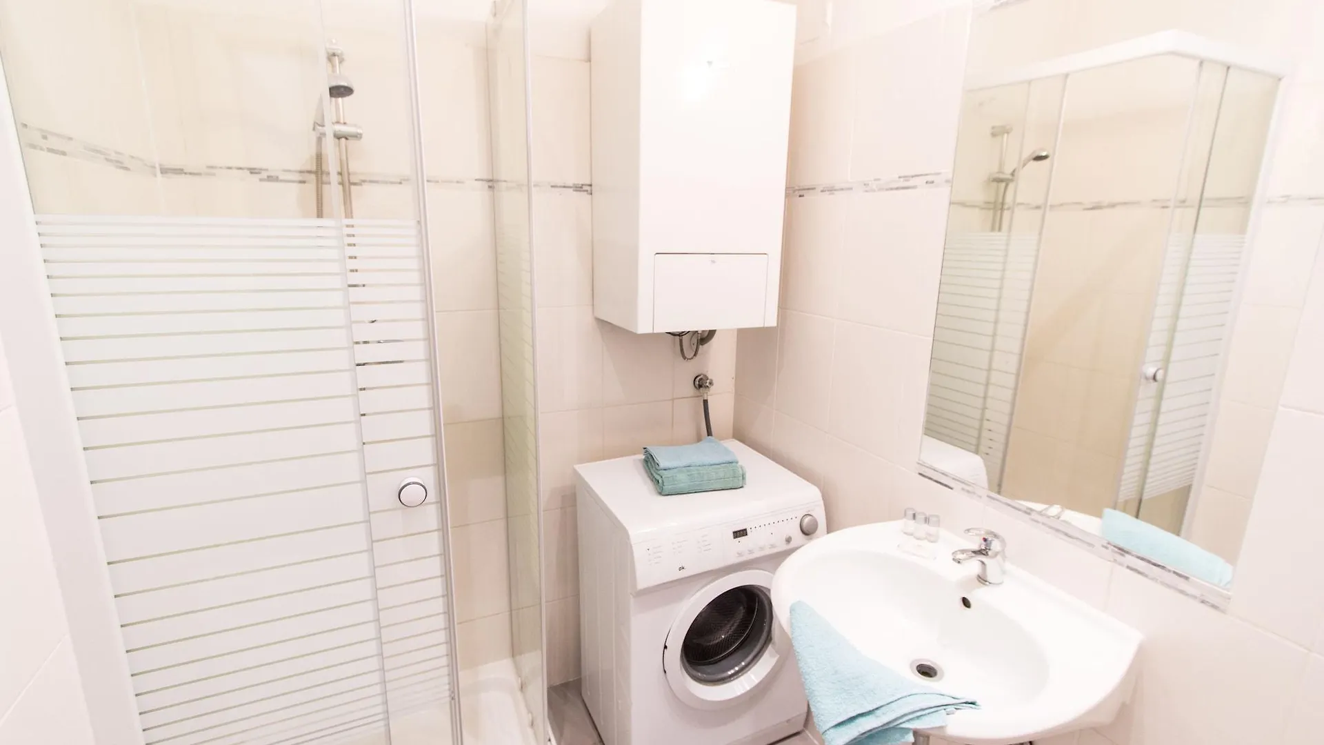 Apartment Troststrasse Вена